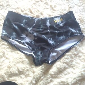 Creatures of xix pole bottoms size m